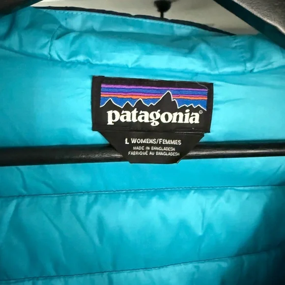 Patagonia Women's Down Sweater Hoody - Picture 2 of 2